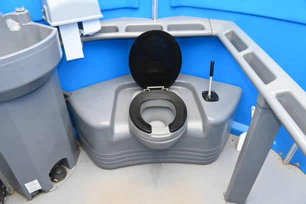 Best Portable toilet rental cost  in Venice Gardens, FL